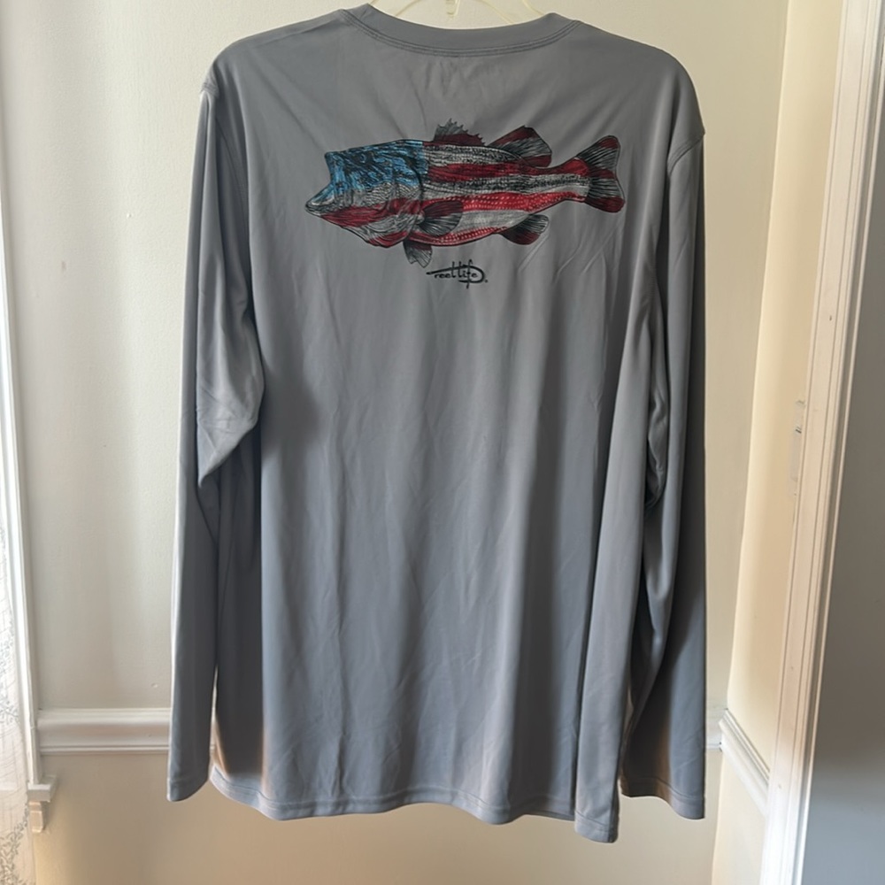 Reel Life Gray Long Sleeve Shirt Size Large. NWT. - Picture 4 of 9